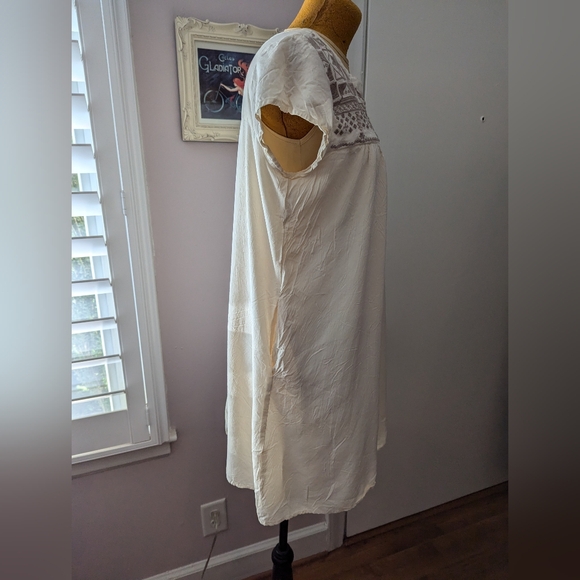 Women's Xhilaration Dress Cream with Embroidery and Pockets - Picture 3 of 9